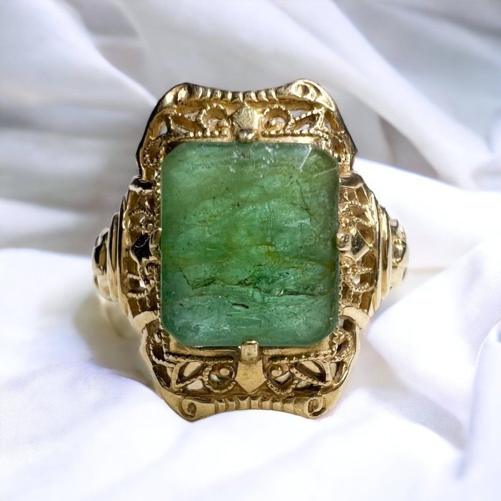 10k Yellow Gold Antique Emerald Ring Size 5 Natural Emerald 1.5CTTW Vintage Ring